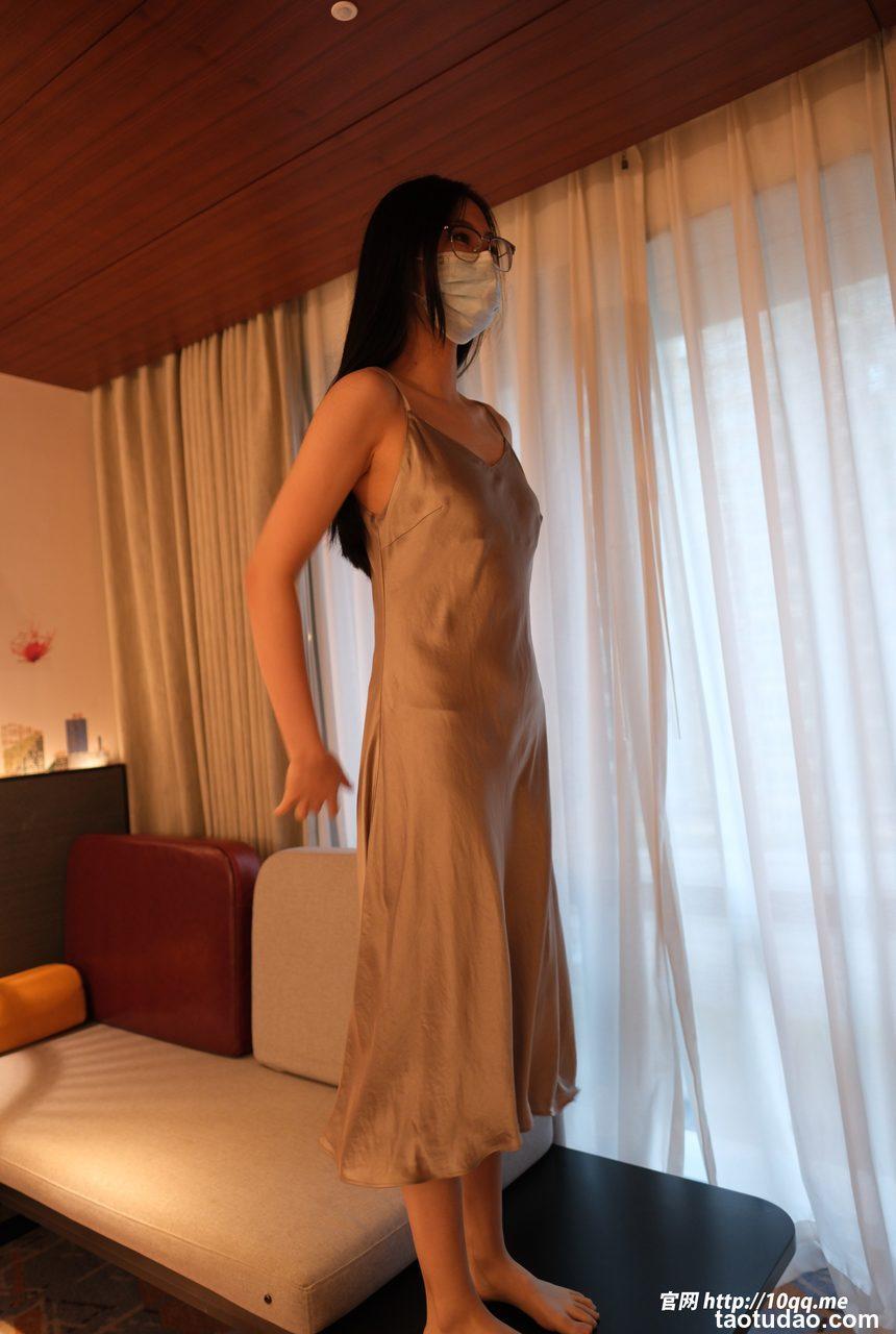 [ROSI口罩系列]2024.06.11 NO.2921[83+1P／104MB]