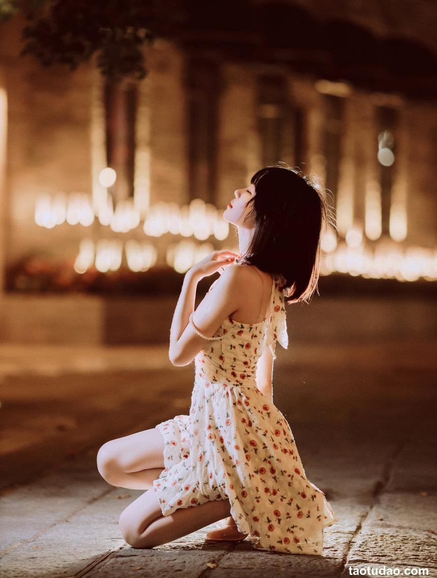 桜桃喵 晚风 [14P-216MB]