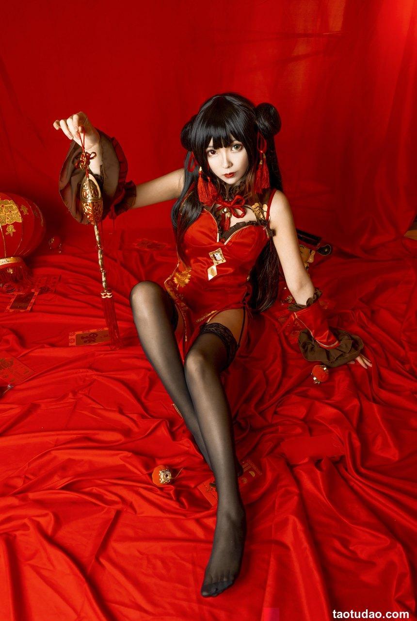 妍子坚不可摧 - 狂三新年 [15P-55MB]