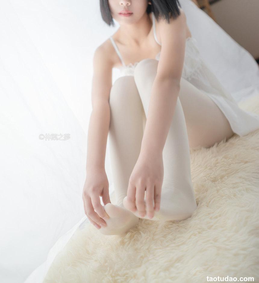 [轻兰映画]Grand.001[73P／360MB]