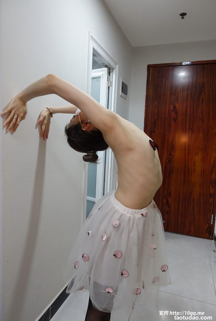 [ROSI口罩系列]2024.01.07 NO.2765[50+1P／59MB]