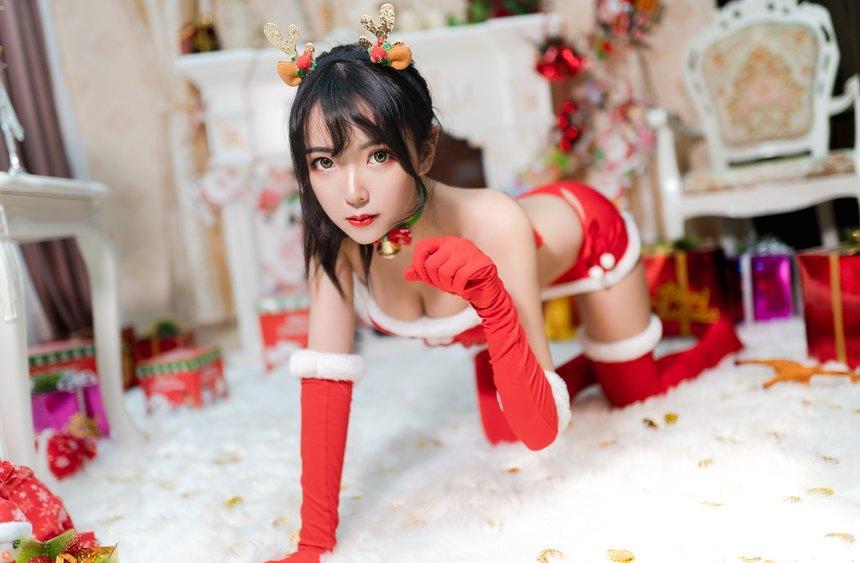 妍子坚不可摧 - 圣诞节cos [9P-74MB]