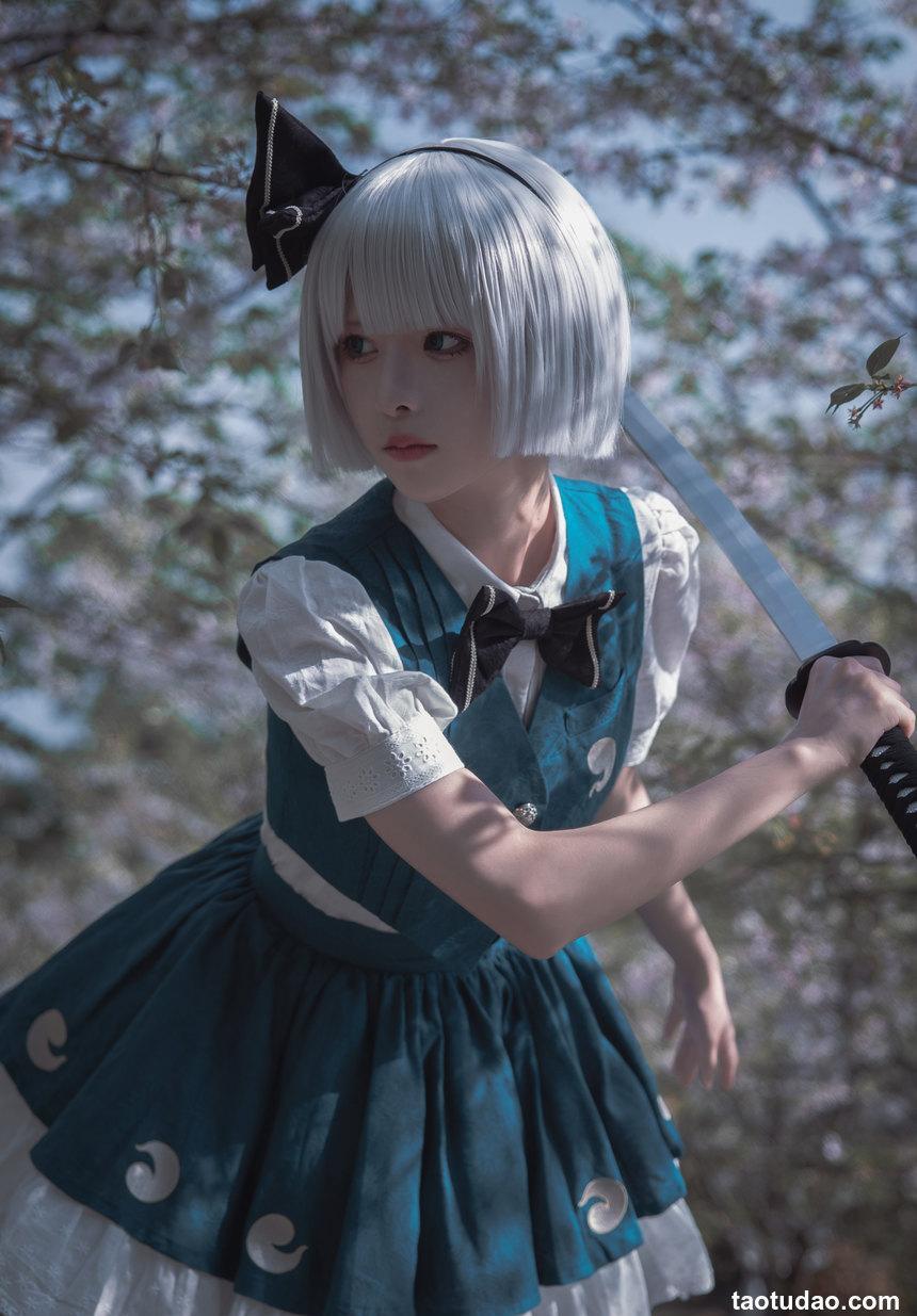 腥味猫罐 - 半·妖·庭·师 [15P-80MB]