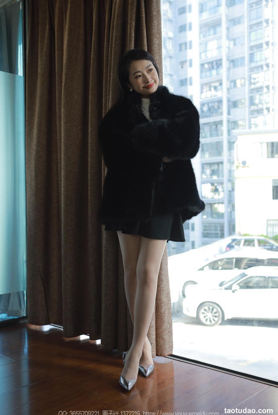 [IESS异思趣向] 2023.12.05 丝享家 1603 小婕《黑色大衣》[86P-71.5M]