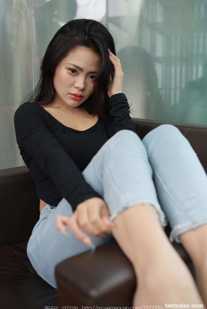 [IESS异思趣向] 2023.02.05 丝享家 1352 兔兔《情人节新人报-道》[96P-96.1M]