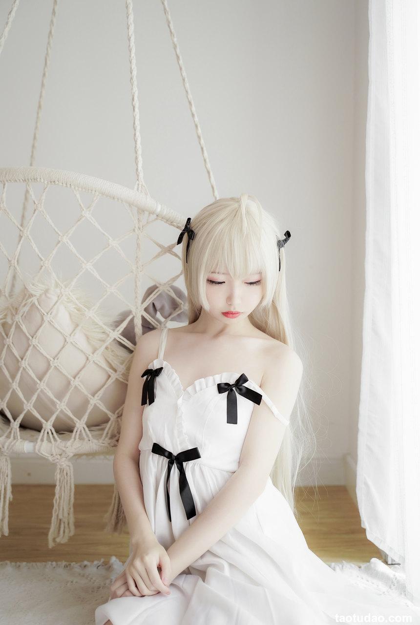 十万珍吱伏特 穹妹白裙 [23P-221M]