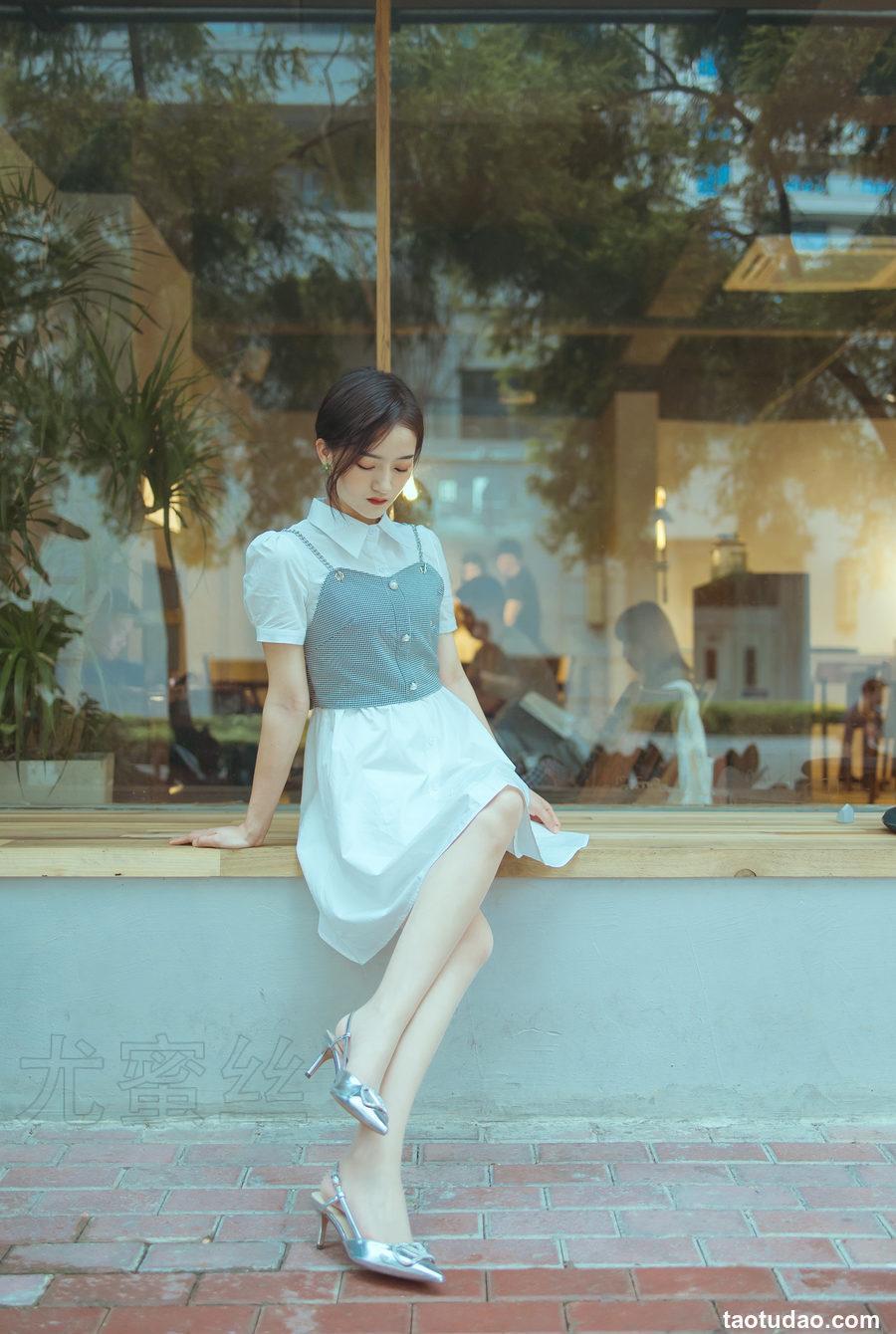 [尤蜜丝]穿搭写真 NO.057[69P／520MB]