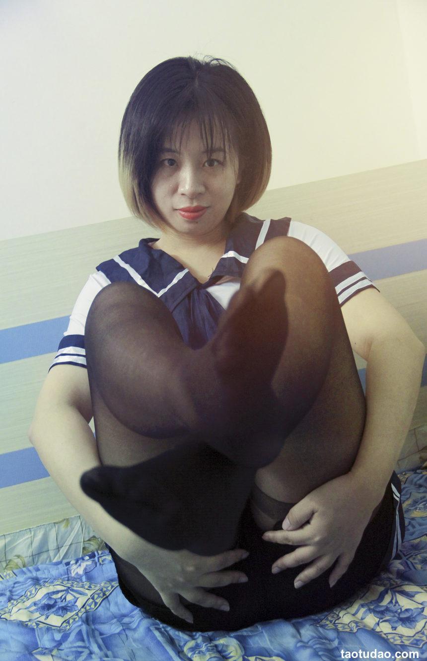 鱼鱼足影 NO.036 - 学生装丝族[29P／110MB]