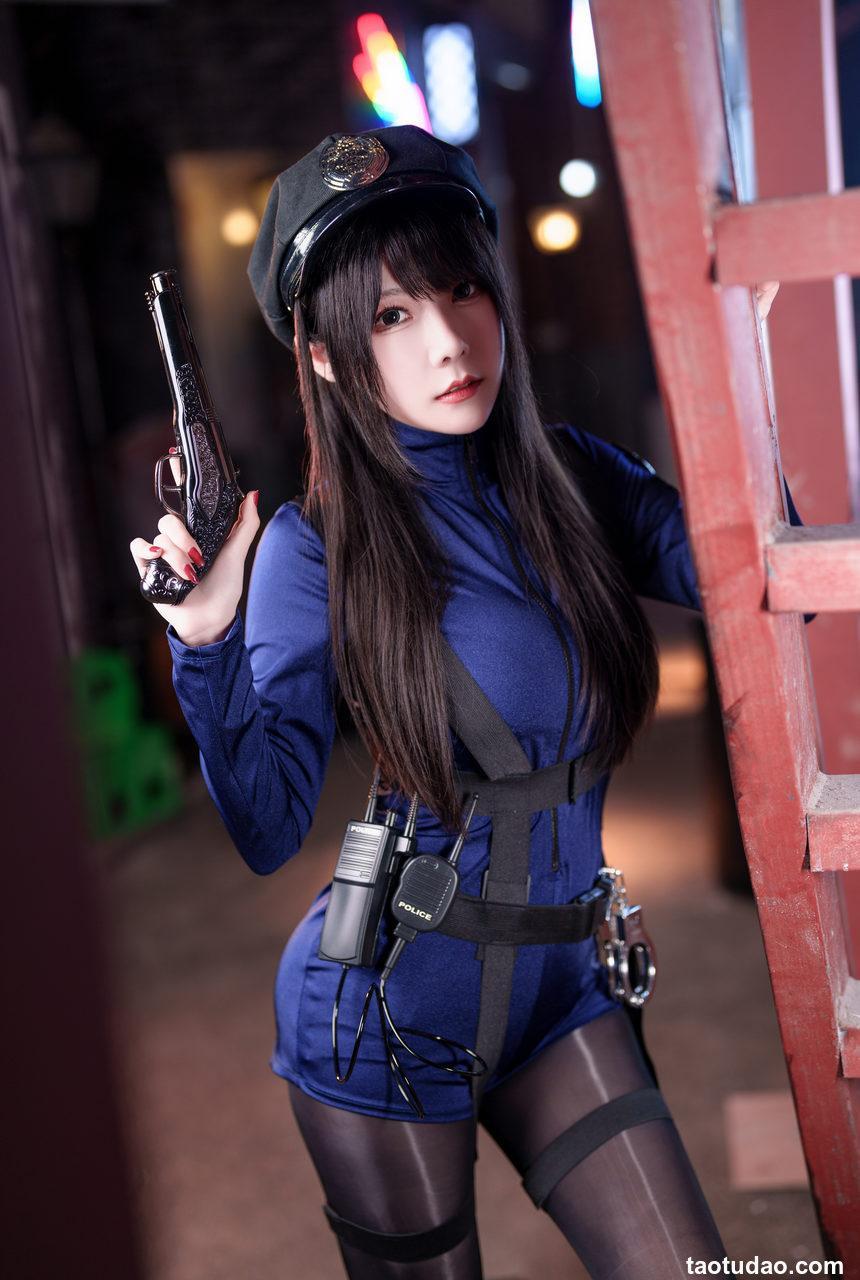 香草喵露露 -  2023年11月舰长 女警[40P+1V-1.54GB]