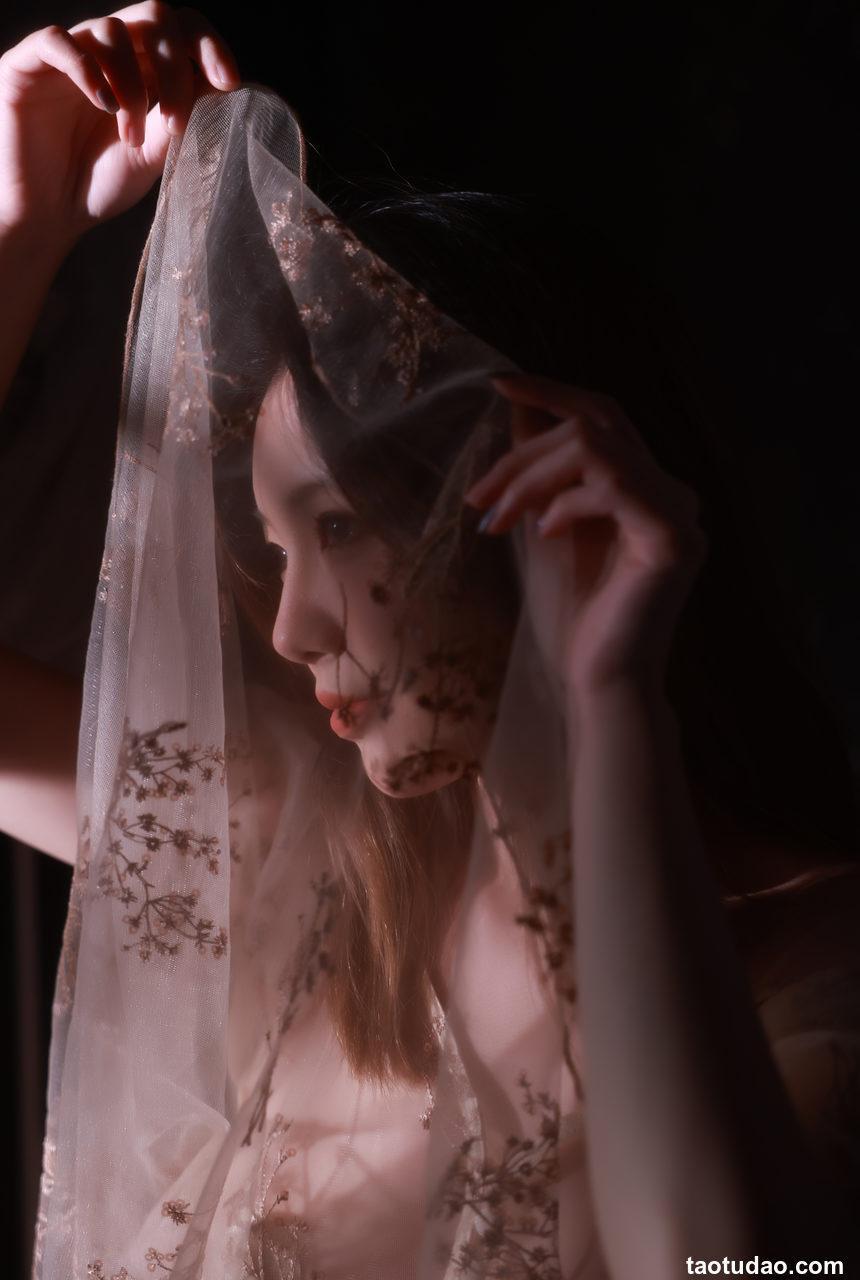 桃良阿宅-花束与影[13P-55MB]