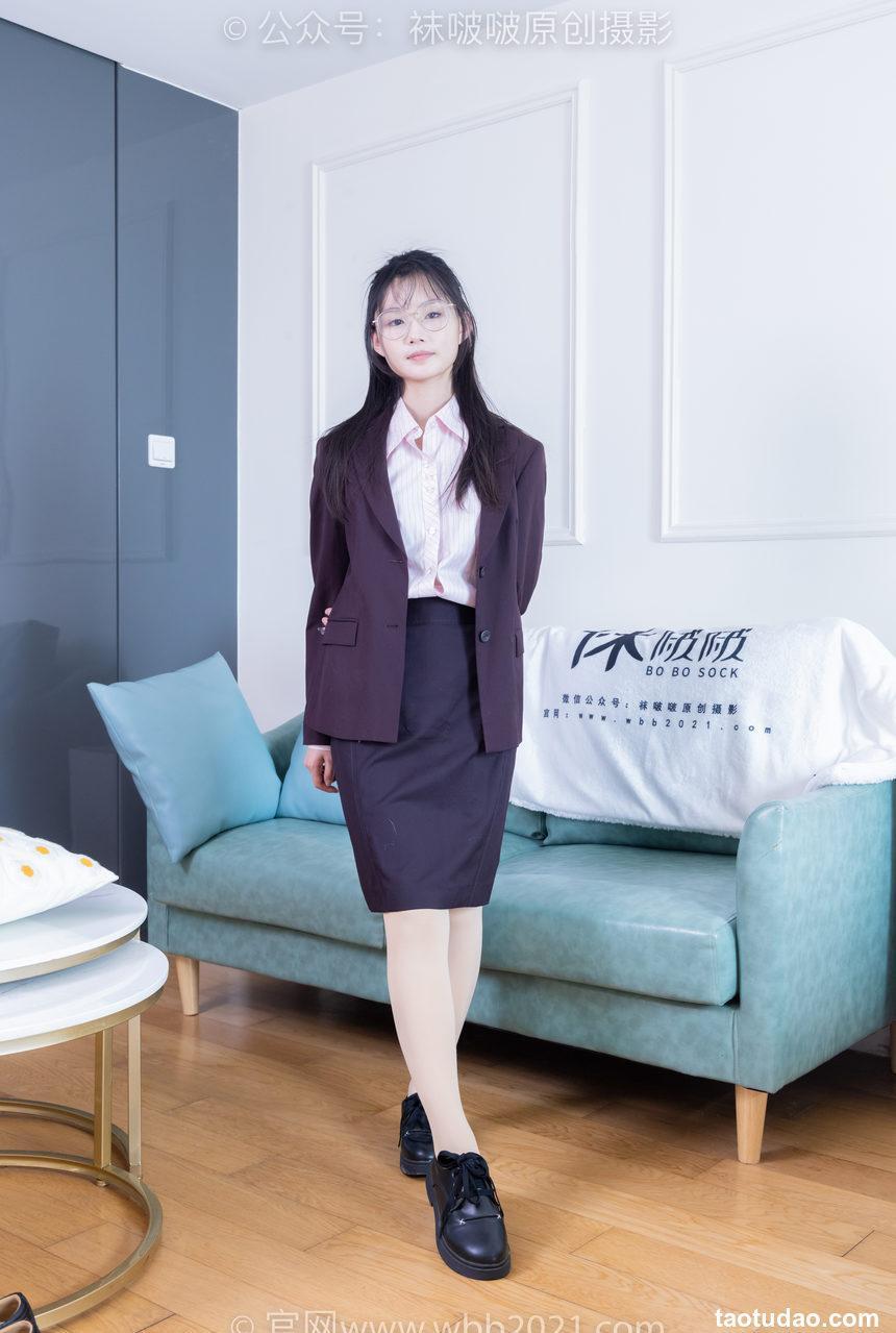 [BoBoSocks袜啵啵]NO.362 甜甜圈-两双皮鞋、厚肉丝、厚黑丝、ol制服[230P+1V／7.96MB]