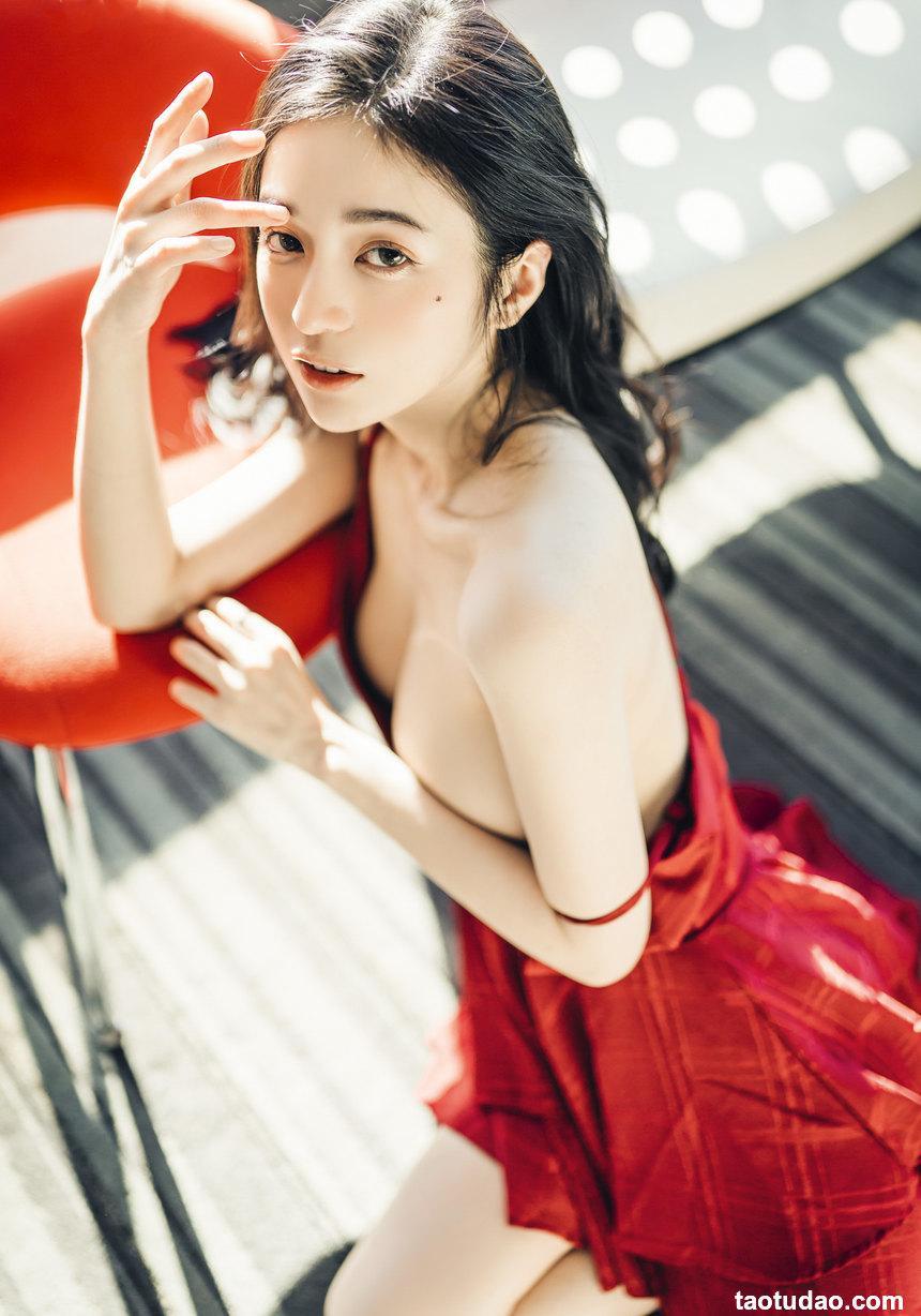 辰辰 - 不止黑丝[132P-275M]