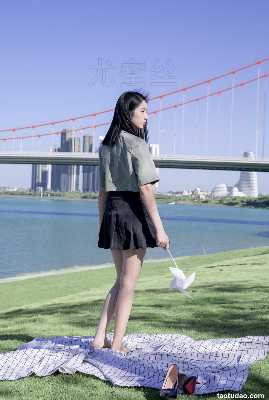 [尤蜜丝]穿搭写真 NO.003[89P／154MB]