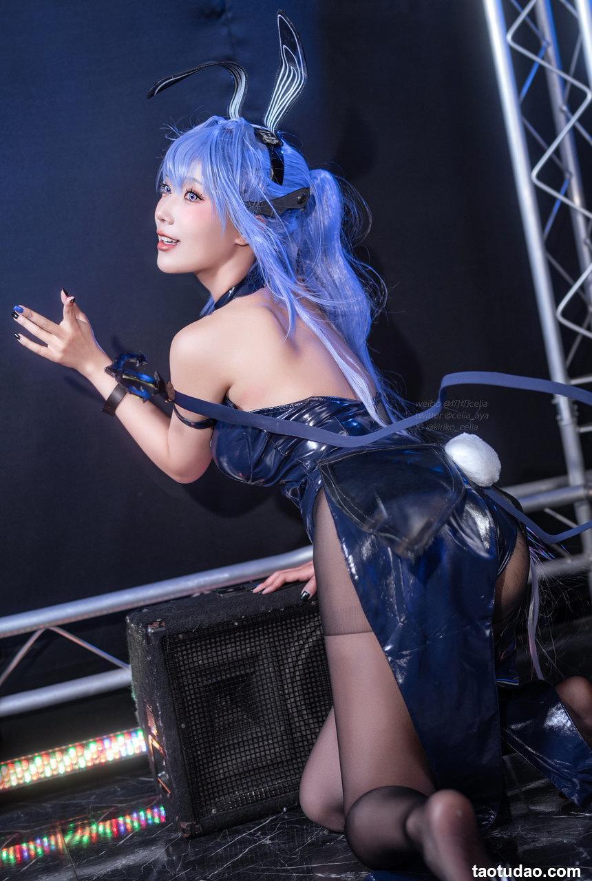 切切celia - 花园兔女郎 [41P-797MB]