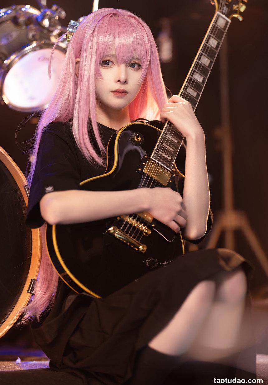 腥味猫罐 - 波奇酱 [15P-74MB]