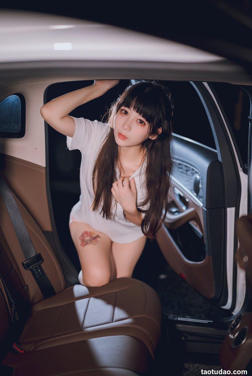 usejan(蓝蓝) - NO.13 奔驰 [40P-73MB]