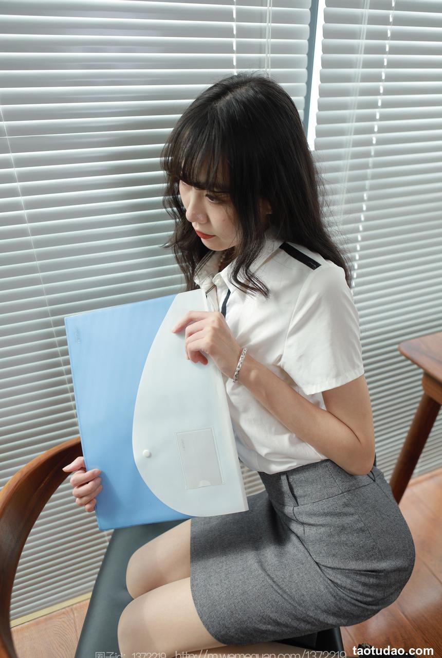 [IESS异思趣向] 2023.05.11 丝享家 1448 团团《粉色美甲》[90P-98.8M]