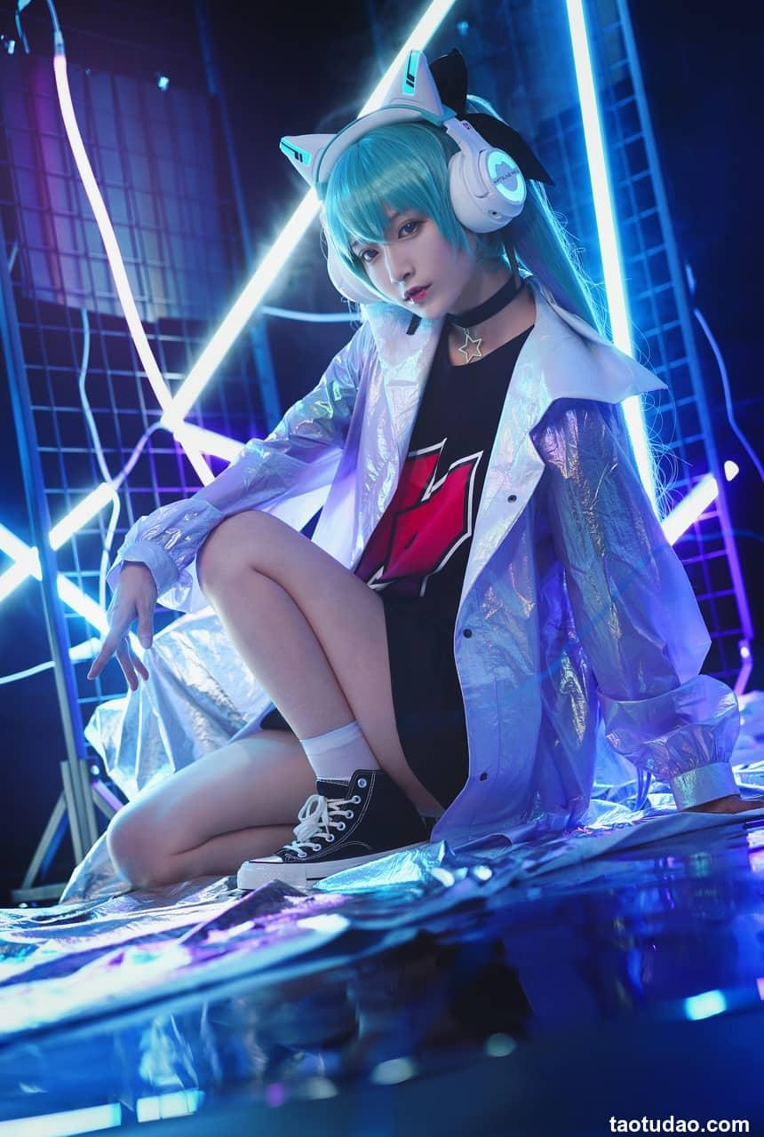 铁板烧鬼舞w -  NO.029 妖舞耳机miku最终[18P+1V-232.1M]