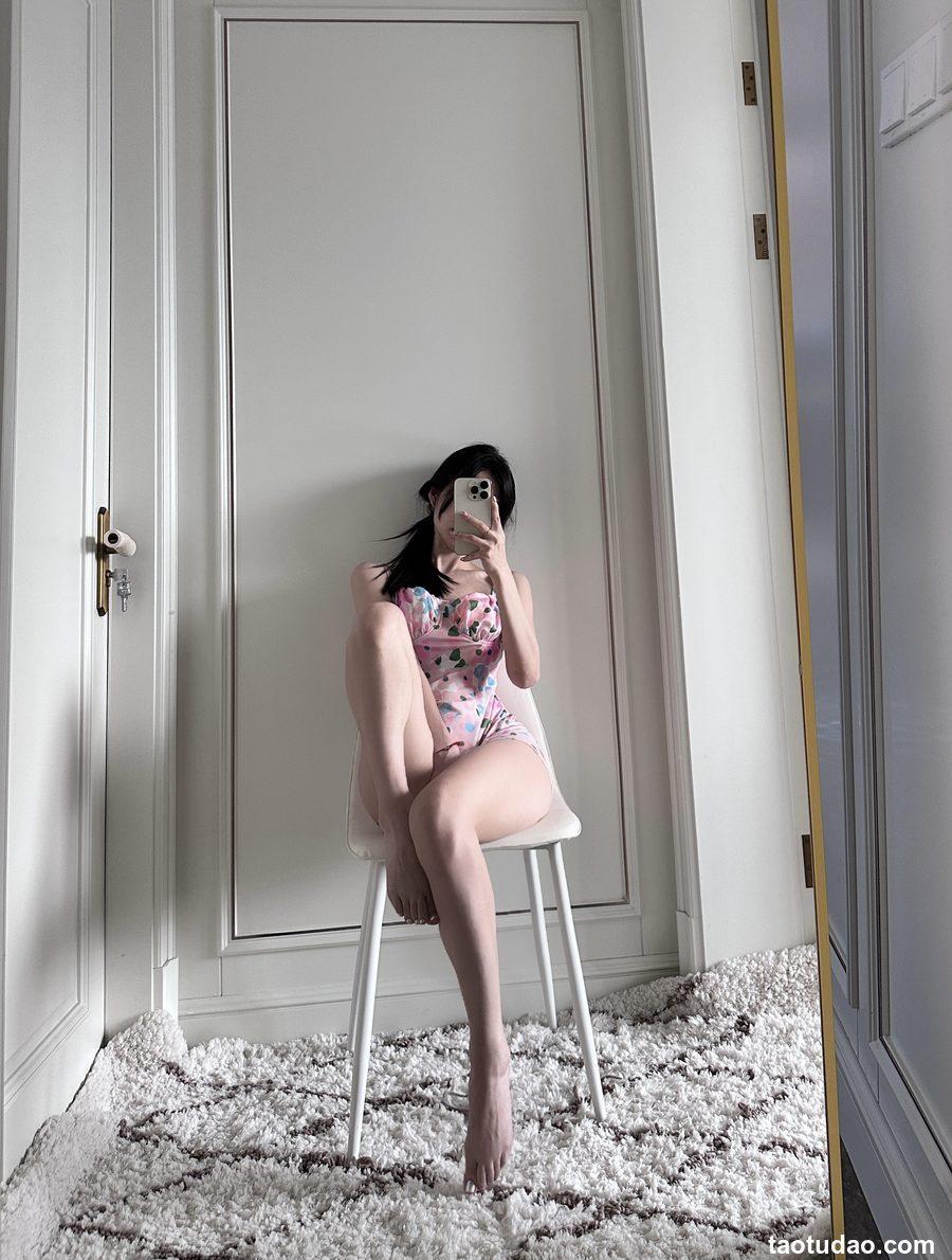 陈妮妮UNI -  粉粉的jiojio [17P1V-48MB]