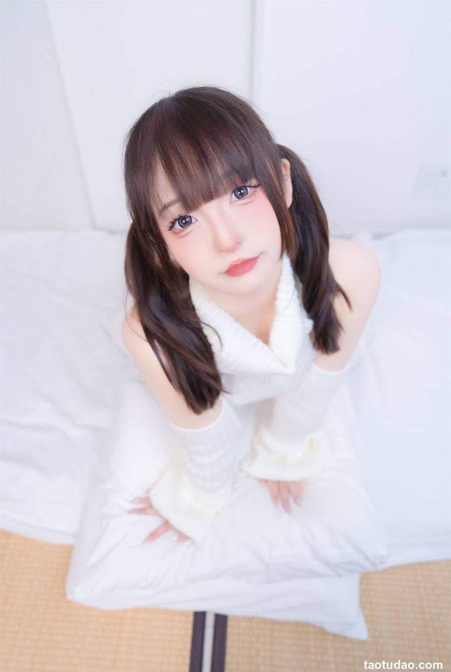 神楽坂真冬 斩男毛衣 [75P+2V-11.3MB]