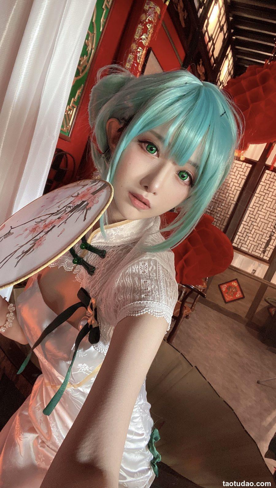 Shika小鹿鹿 - 初音 韶华 [13P+2V-80MB]