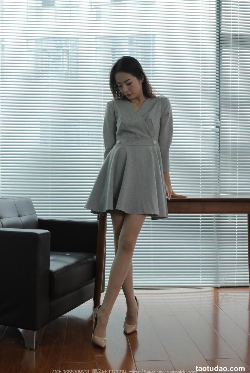 [IESS异思趣向] 2024.01.21 丝享家 1643 小金《灰裙肉丝》[86P-75MB]