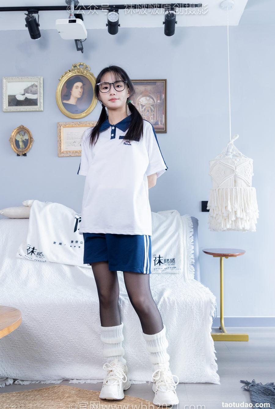 [BoBoSocks袜啵啵]NO.335 甜甜圈-校服、运动鞋、薄黑丝、袜套[154P+1V／7.48GB]