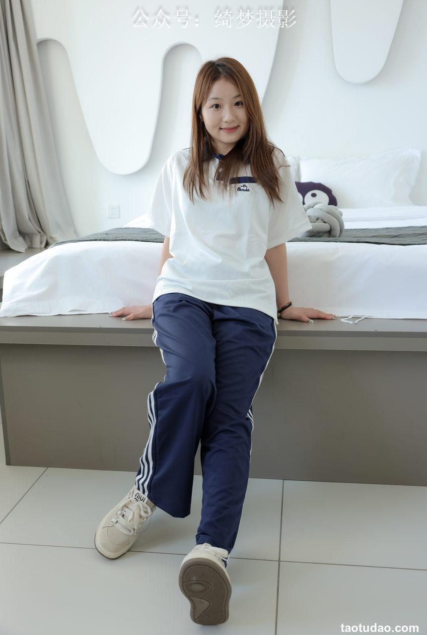 [绮梦摄影] 2024.09.18 NO.025 雨薇 珍藏无修无水印版 [179P+1V-6.3G]