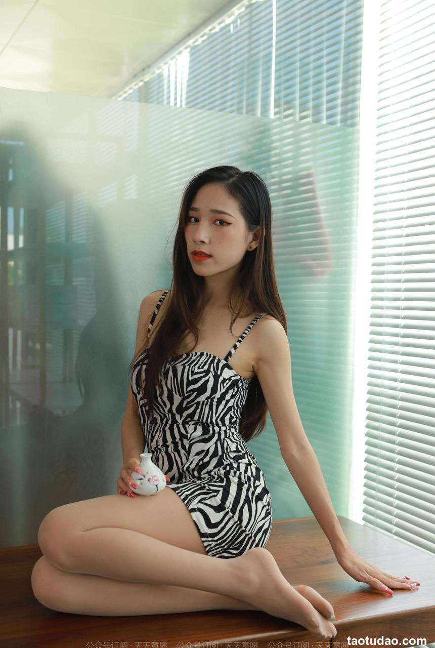 [IESS异思趣向] 2022.10.07 丝享家 1230 美子《众享丝滑》[89P-88.3M]