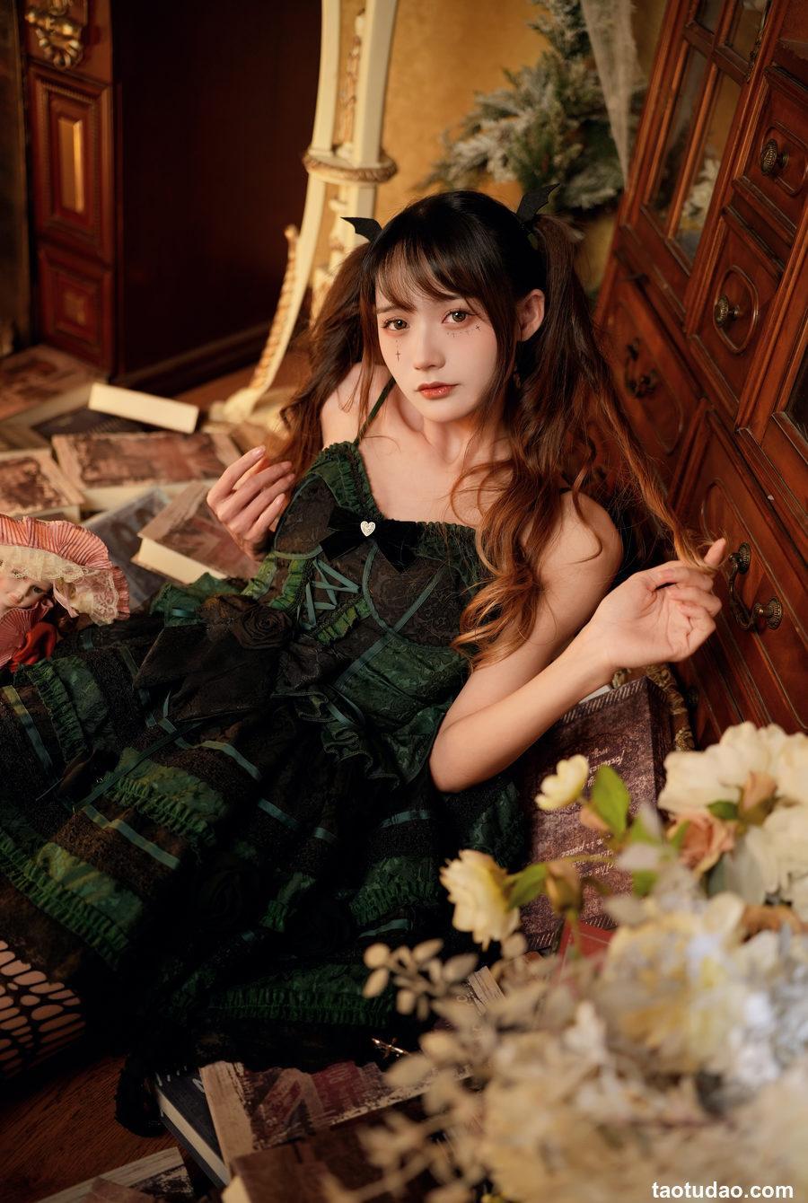 兔子Zzz不吃胡萝卜 -  可爱又迷人的反派角色 [25P-403MB]