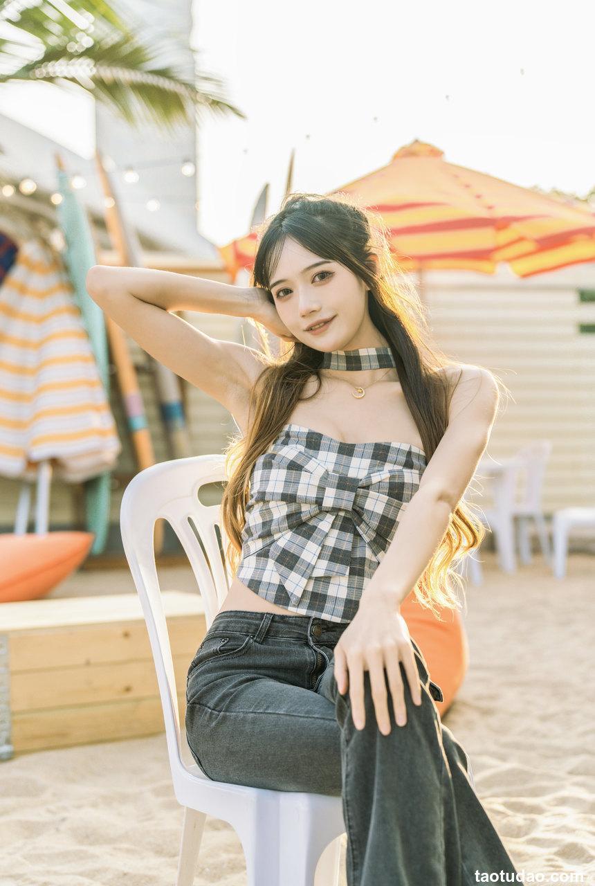 兔子Zzz不吃胡萝卜 -  阳光沙滩 [22P-141MB]