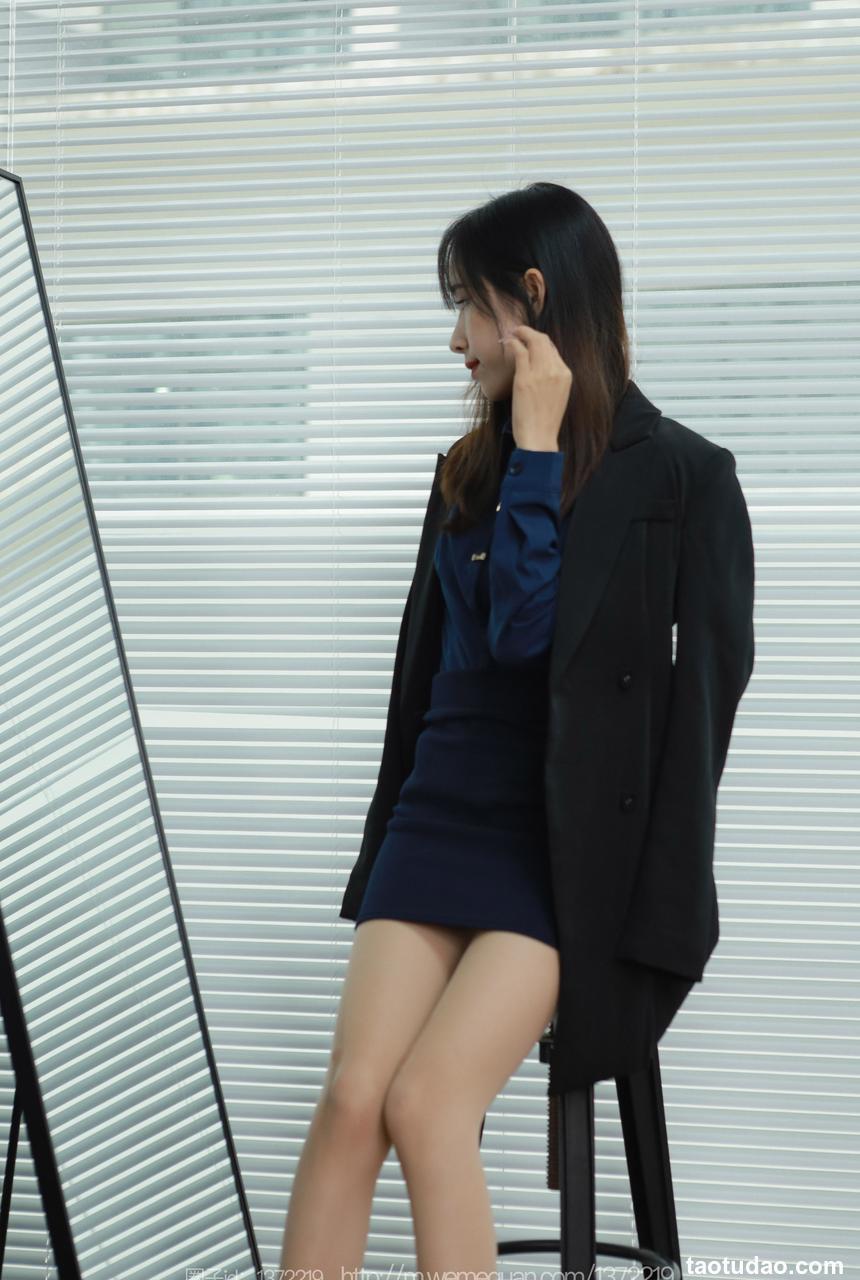 [IESS异思趣向] 2023.03.22 丝享家 1398 美子《红跟凉鞋》[90P-88M]