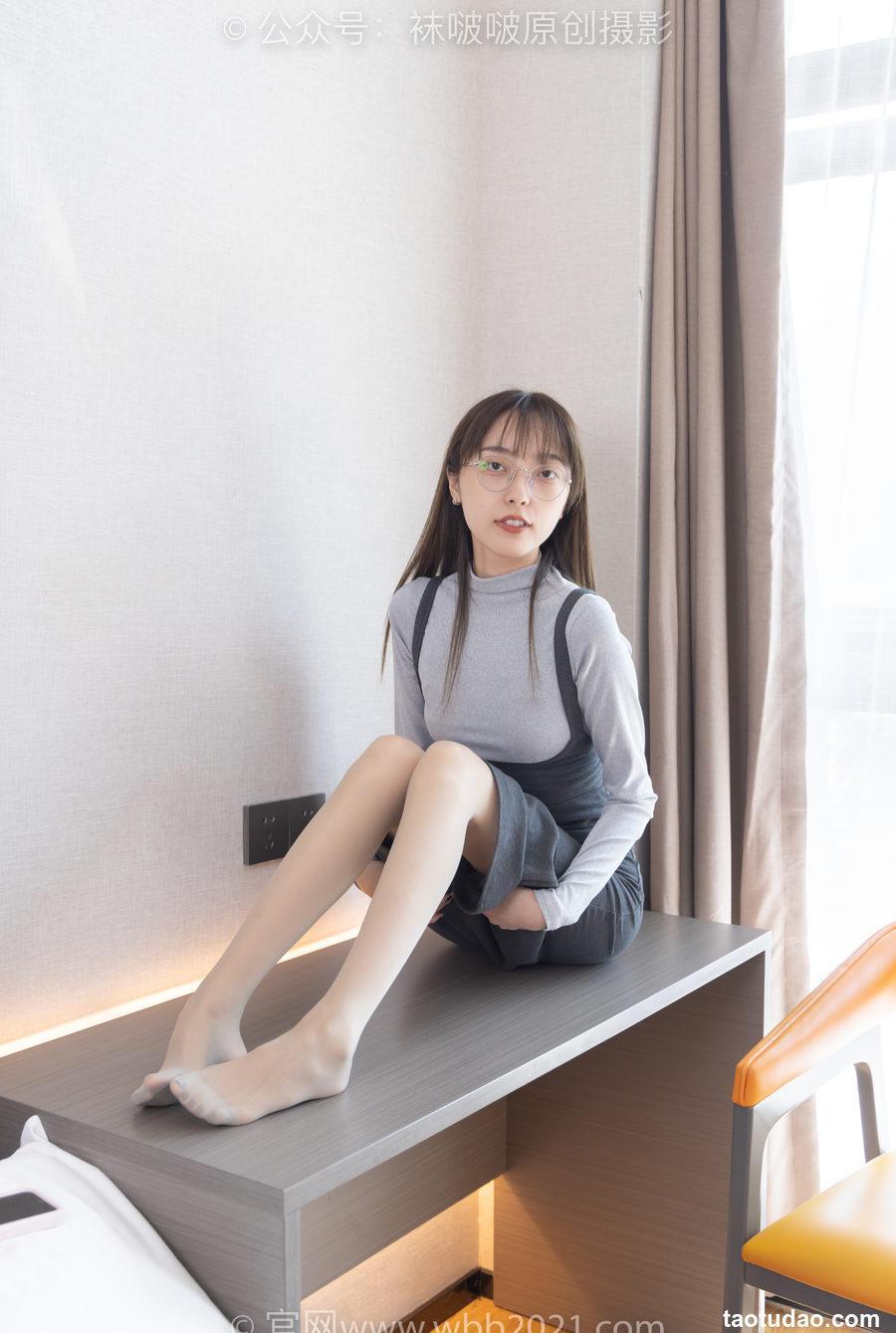 [BoBoSocks袜啵啵]NO.309 稚予-两双高跟鞋、灰丝、白丝、裸足、踩奶油蛋糕剧情[180P+2V／7.10GB]