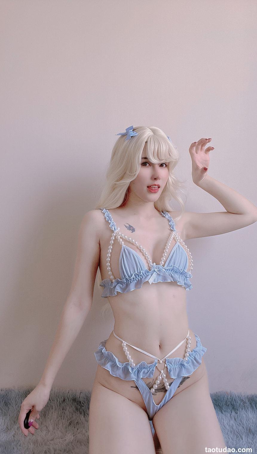 鹿八岁 - 金发可爱女孩 [39P+1V-1.52GB]