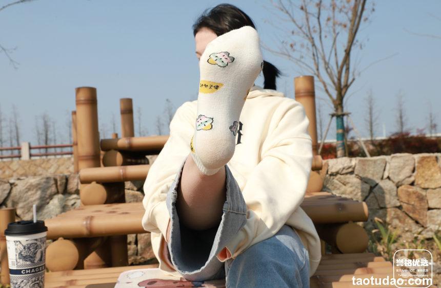 [誉铭传媒]袜足摄影 2024年《微信会员群1》[90P+1V／1.46GB]