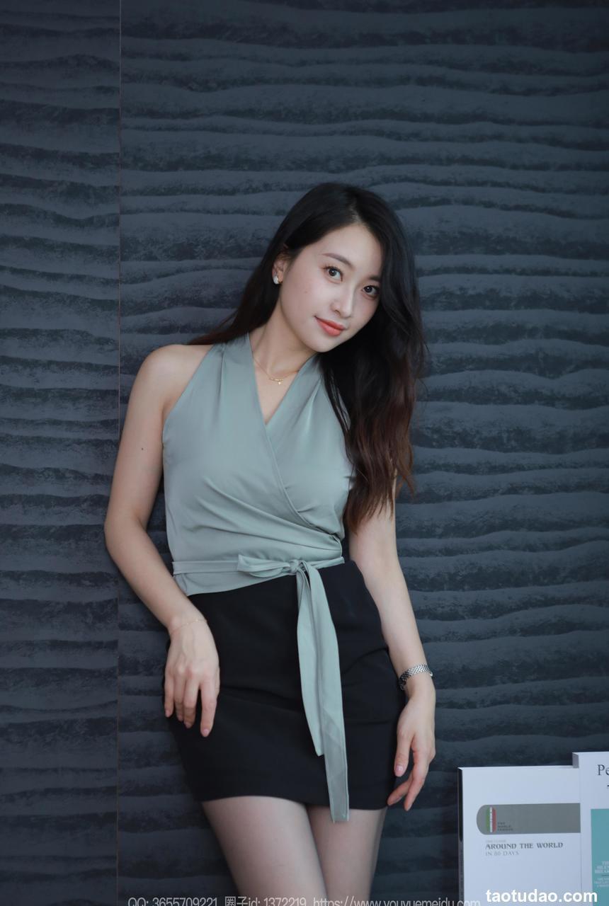 [IESS异思趣向] 2024.04.19 丝享家 1720 小婕《嘿丝秘书》[86P70MB]