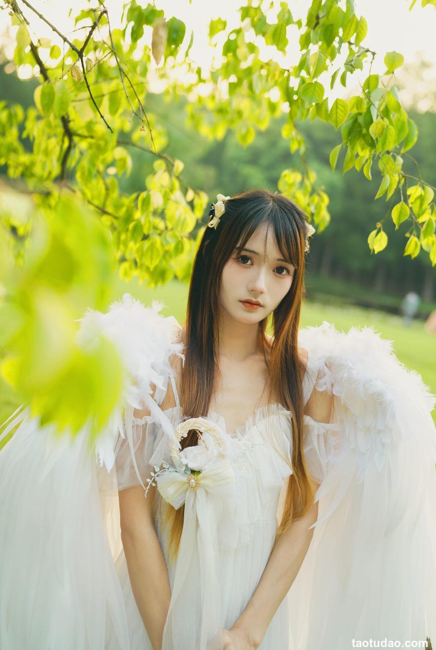 兔子Zzz不吃胡萝卜 - NO.139 林中天使 [37P-409MB]