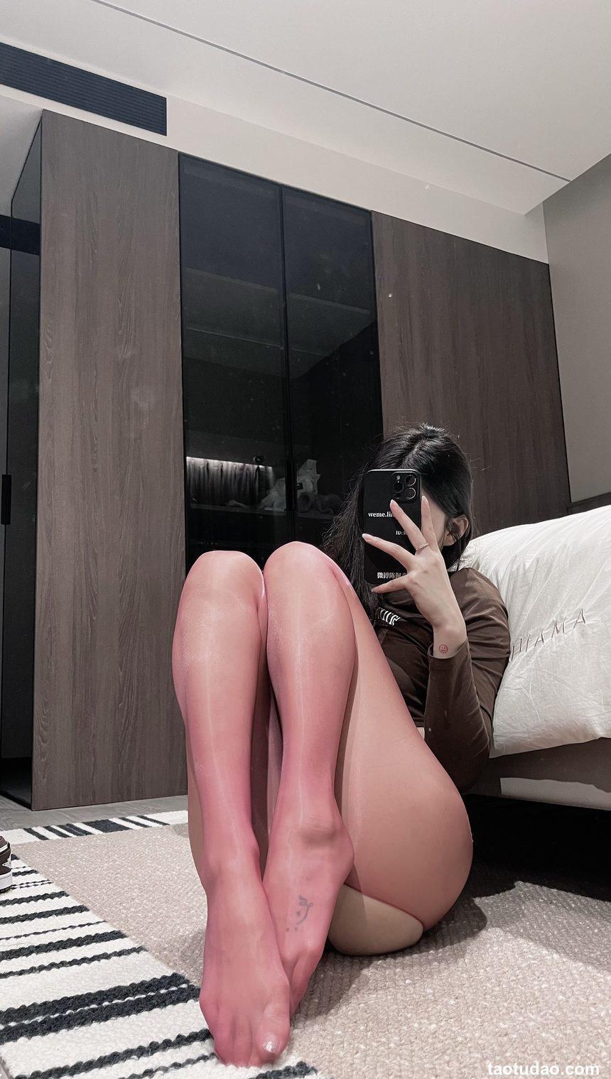 陈佩奇yyyy - 蜜桃红丝 [29P-106MB]