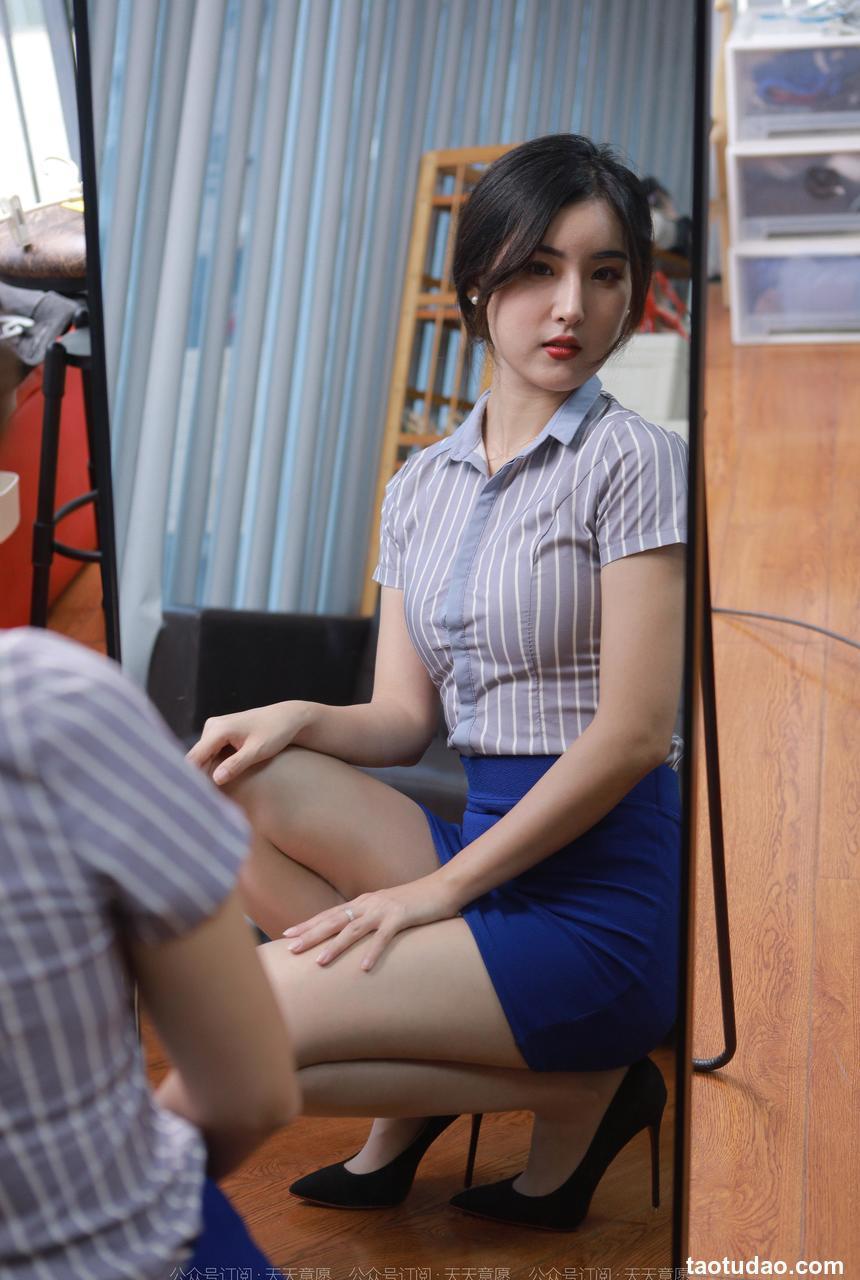 [IESS异思趣向] 2022.12.02 丝享家 1286 小宝《那天穿蓝色》[89P-93.3M]