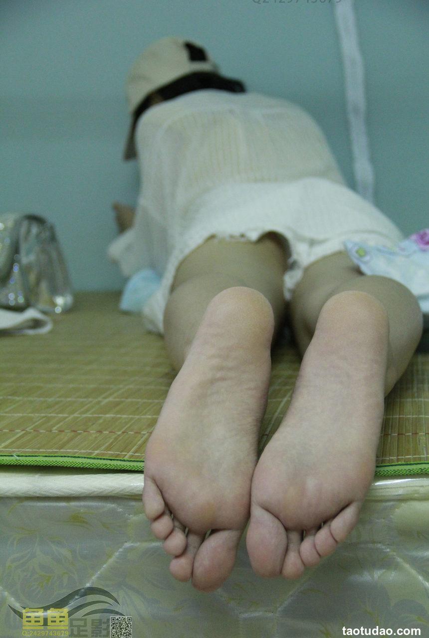 鱼鱼足影 NO.080 - 佛山妹[27P／90MB]