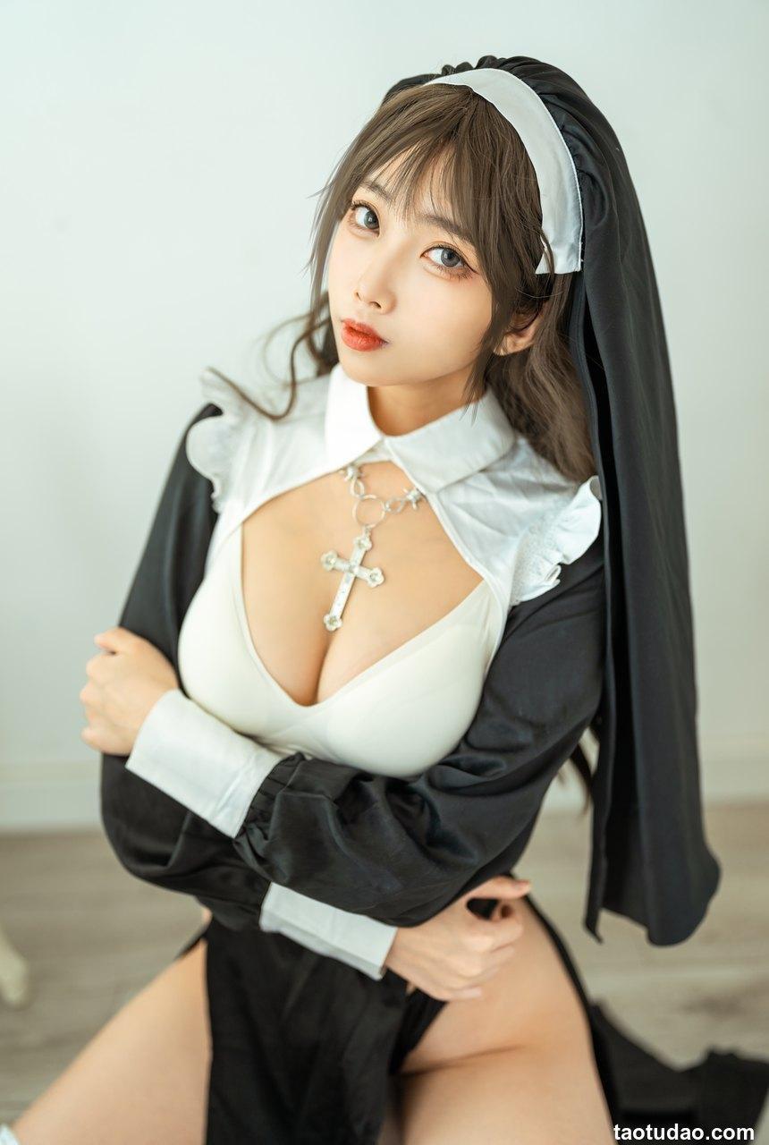 杏仁曲奇 No.005 - 忏悔修女 [45P-1.01G]