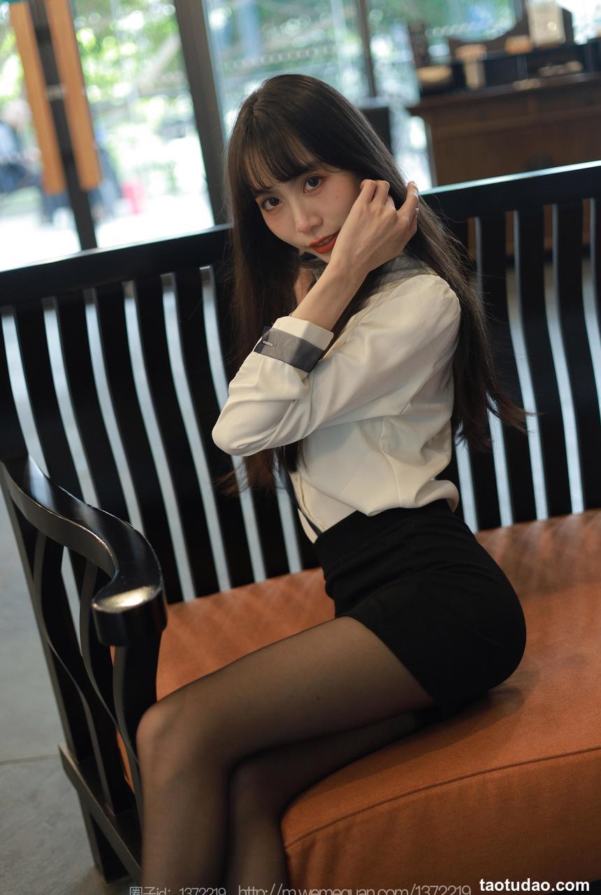 [IESS异思趣向] 2023.02.14 丝享家 1361 团团《美腿下午茶》[93P-100.3M]