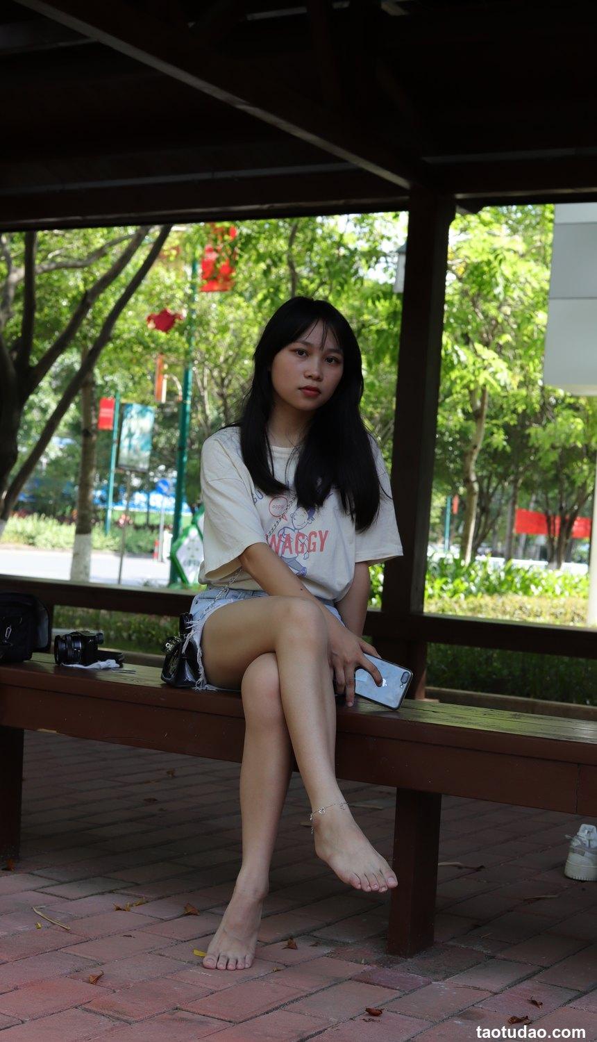 Pary摄影 No.029 小然同学的36码可爱小脚[91P／489MB]