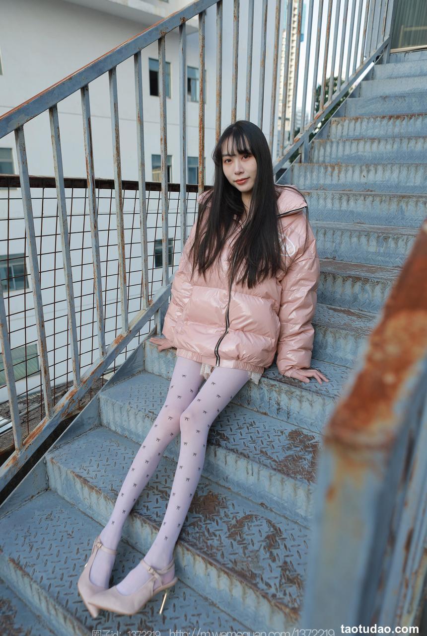 [IESS异思趣向] 2022.12.23 丝享家 1307 团团《长腿推车》[84P-91.5M]