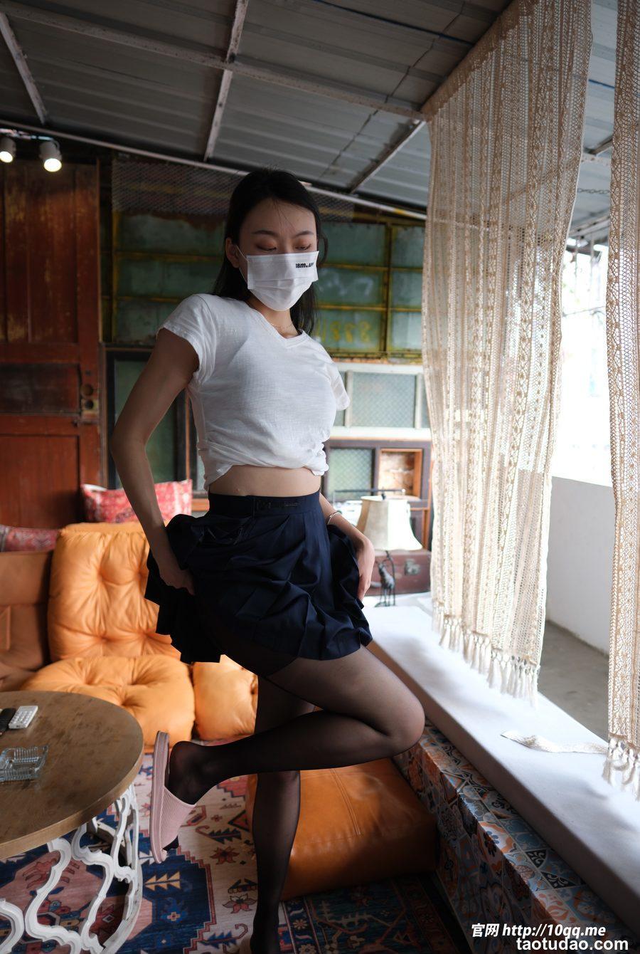 [ROSI口罩系列]2024.03.04 NO.2822[33+1P／39MB]