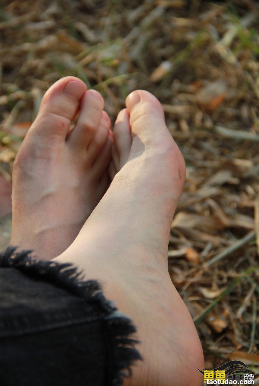 鱼鱼足影 NO.030 - 柳婷[31P／66MB]