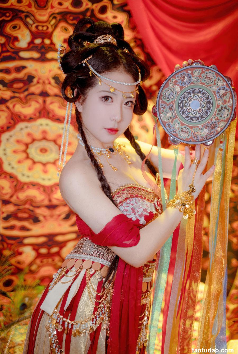 虎森森 – 梦入敦煌[66P-555.1M]