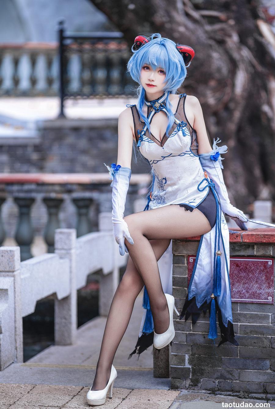 大大卷卷小卷 - 原神甘雨 旗袍 [18P-83MB]