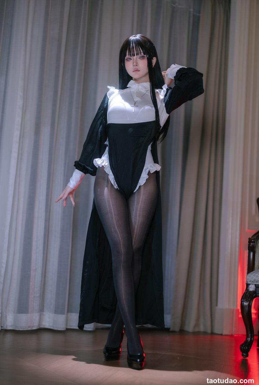 屿鱼Yukako-黑丝修女[40P-406MB]