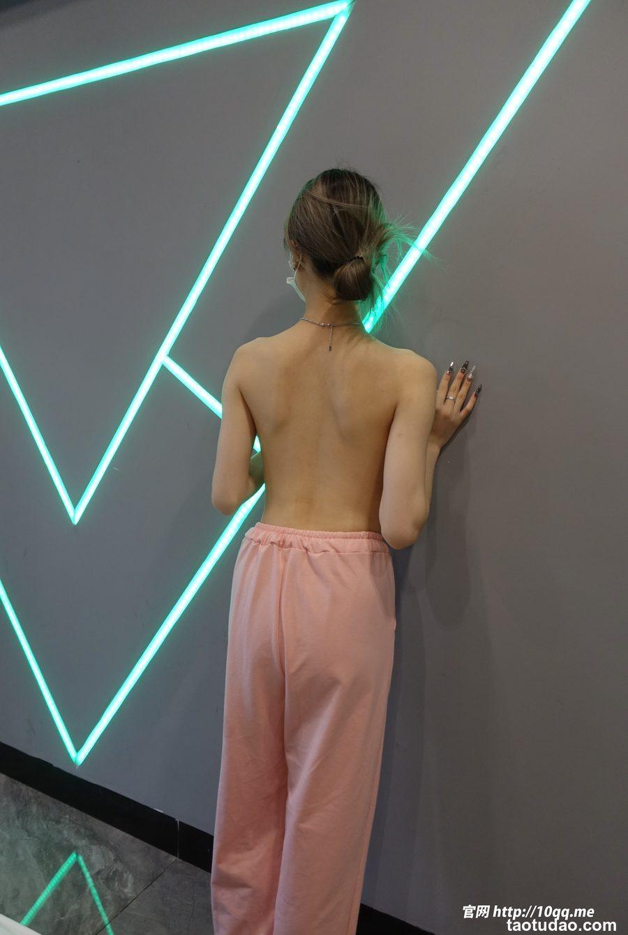 [ROSI口罩系列]2024.05.01 NO.2880[75+1P／87MB]